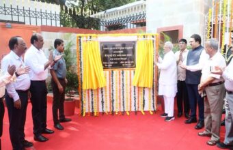 राज्यपाल श्री पटेल ने राजभवन के प्रवेश द्वार के सुदृढ़ीकरण कार्य का किया लोकार्प