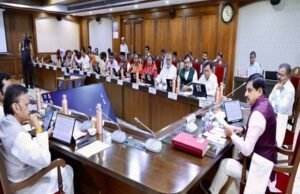 प्रदेश के इंफ्रॉस्ट्रक्चर, स्वास्थ्य, सायबर सुरक्षा और सामाजिक कल्याण को गति देने के लिए 10 हजार 630 करोड़ रूपये की स्वीकृति