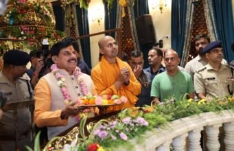भगवान श्रीकृष्ण ने कष्टों के बीच रहकर भी जीवन को सार्थक बनाने की दी सीख : मुख्यमंत्री डॉ. यादव