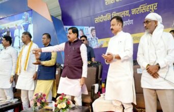 बच्चे और युवा हमारे सुनहरे भविष्य के सितारे, इनकी तरक्की में नहीं आने देंगे कोई बाधा : मुख्यमंत्री डॉ. यादव